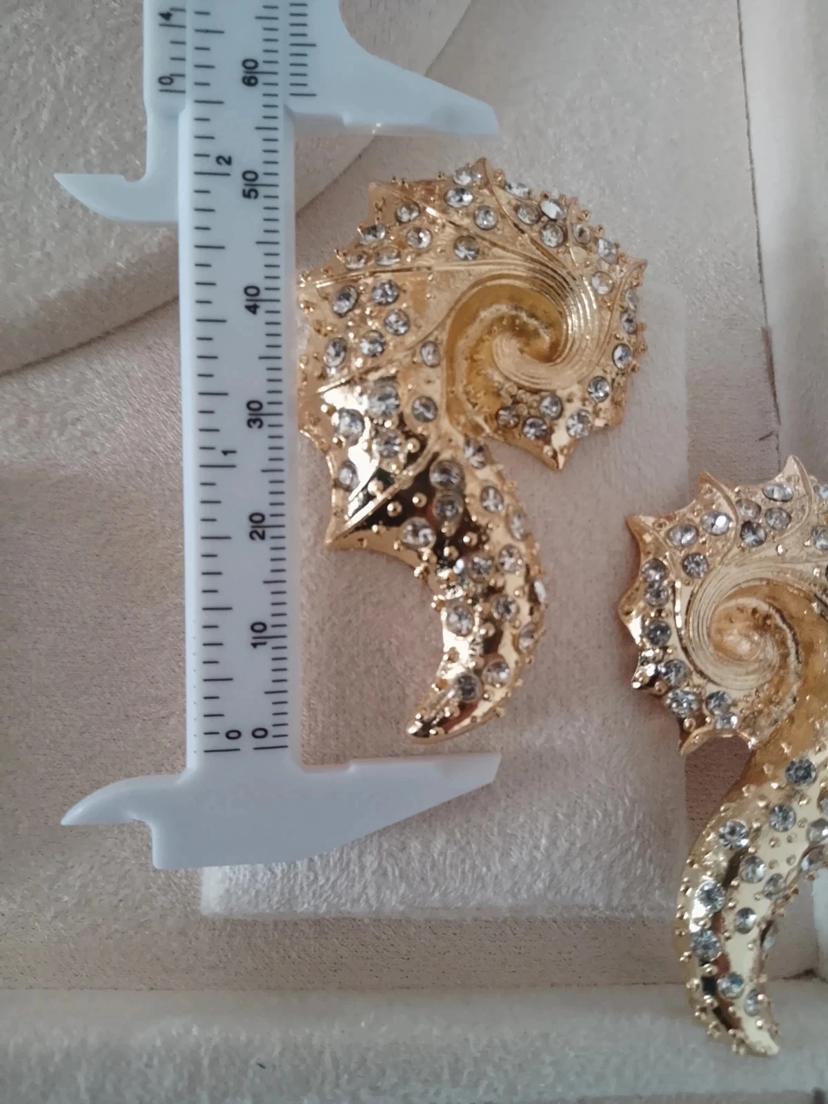 Boucles d'oreilles bohèmes coquillages dorés – photo 2